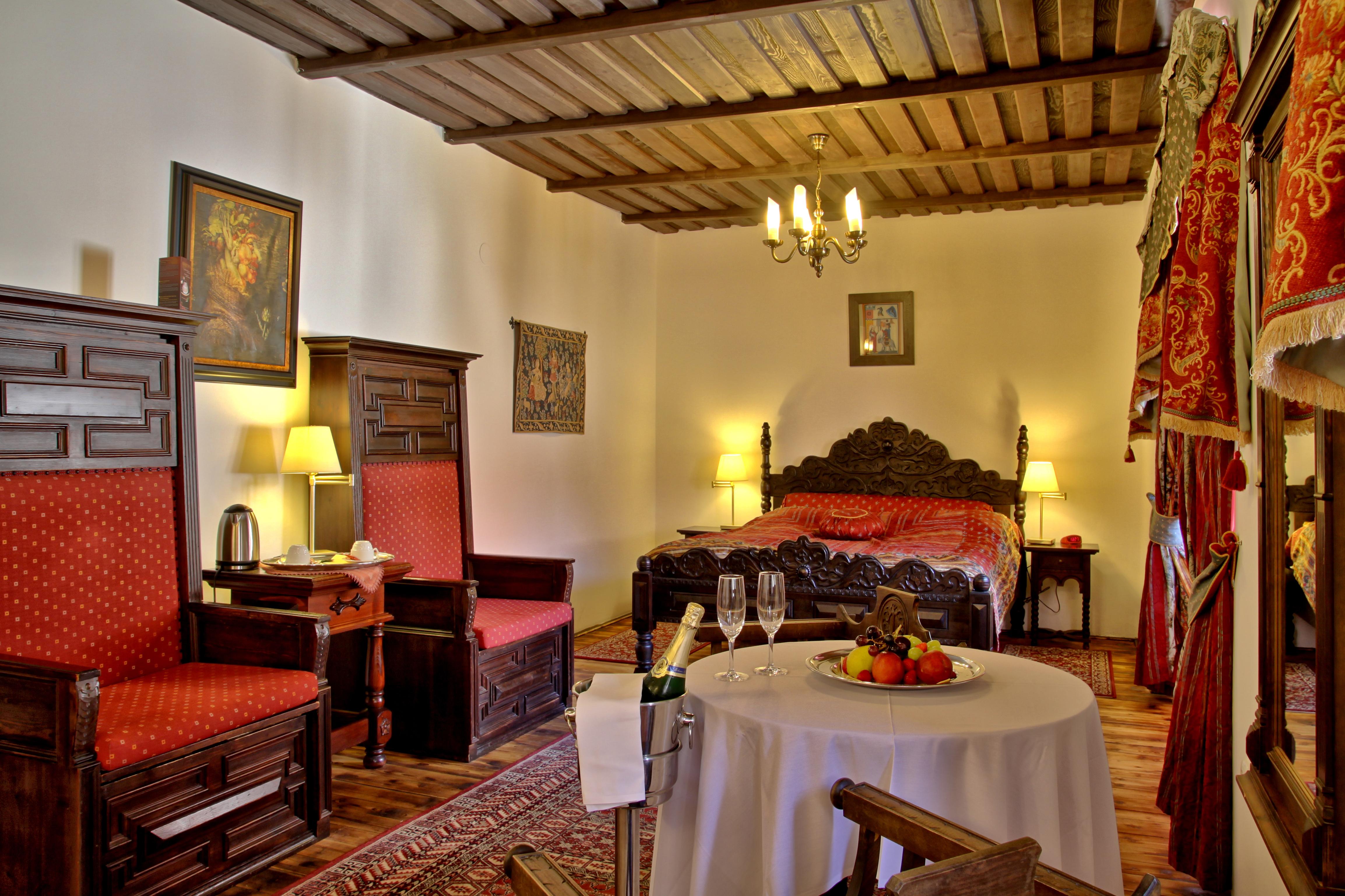 Hotel Ruze Cesky Krumlov Exterior photo A room at the hotel
