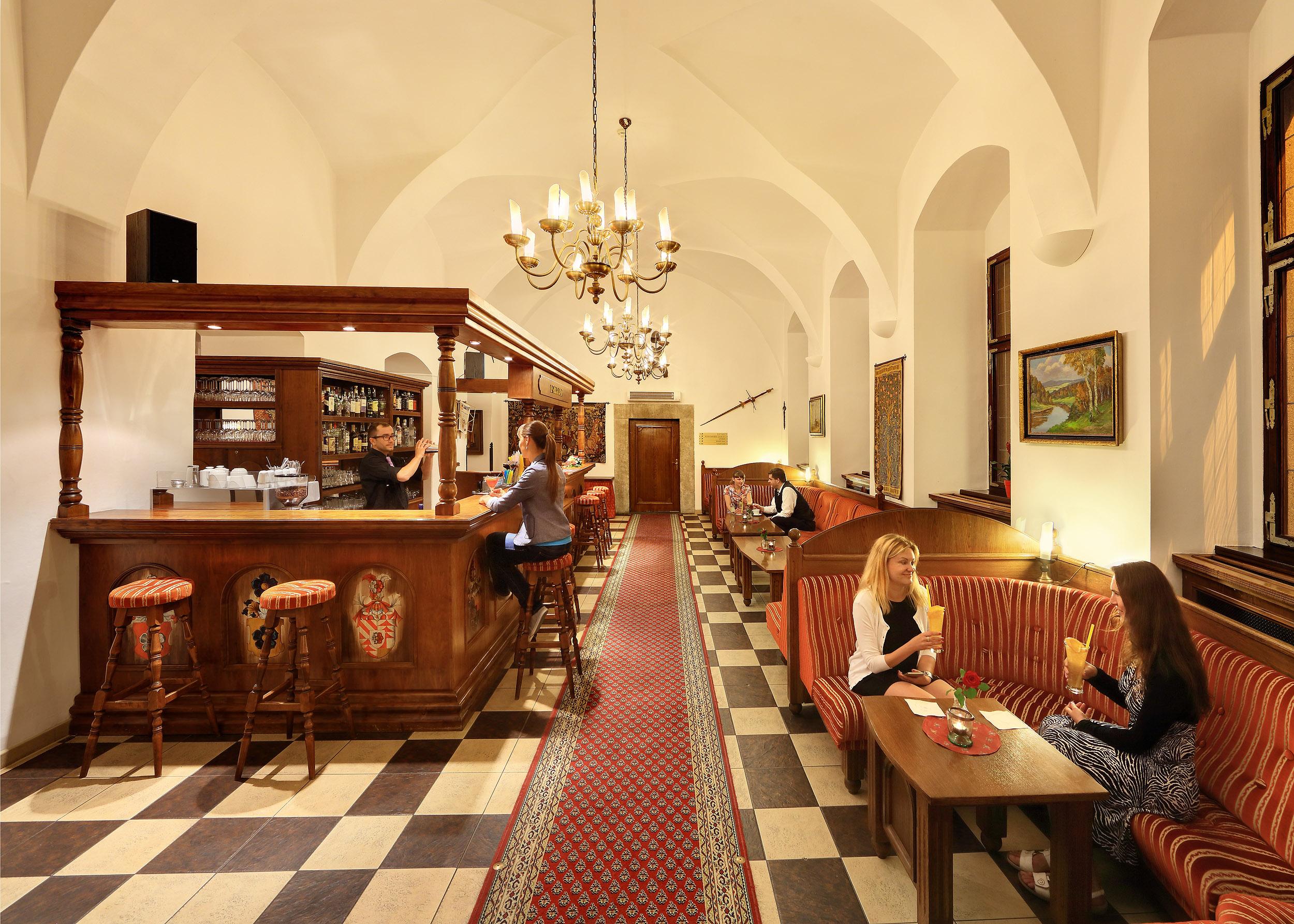Hotel Ruze Cesky Krumlov Exterior photo The interior of the restaurant