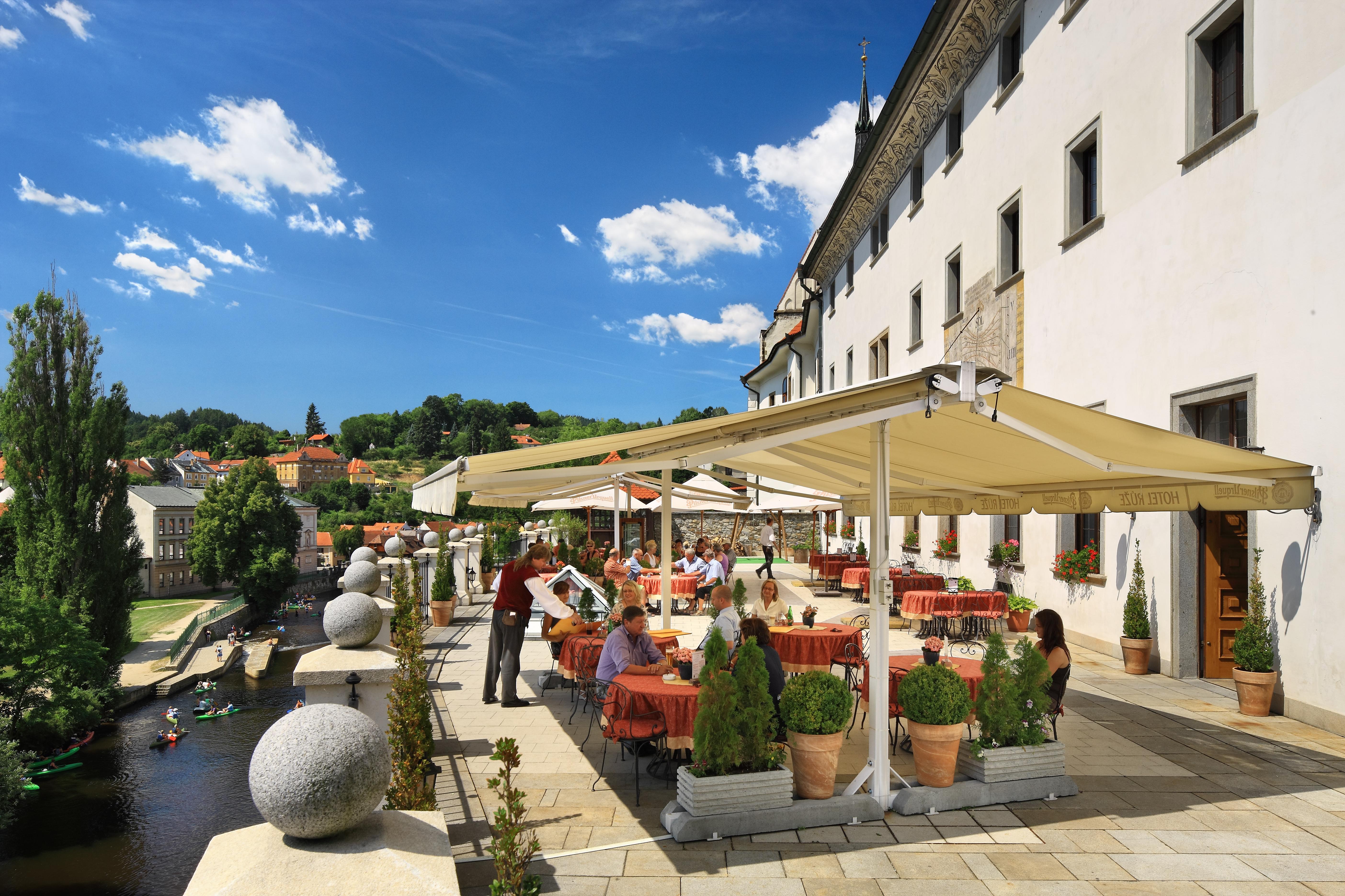 Hotel Ruze Cesky Krumlov Exterior photo The restaurant
