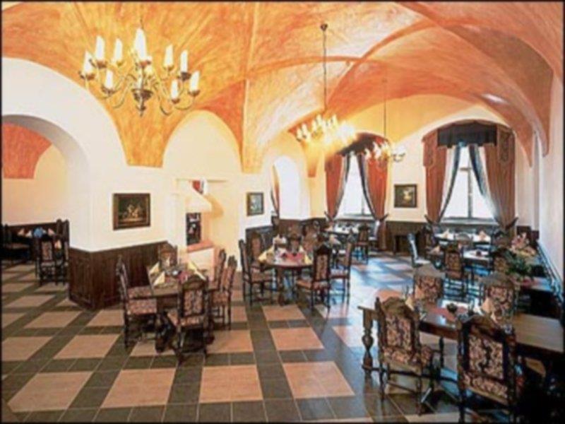 Hotel Ruze Cesky Krumlov Exterior photo Restaurant